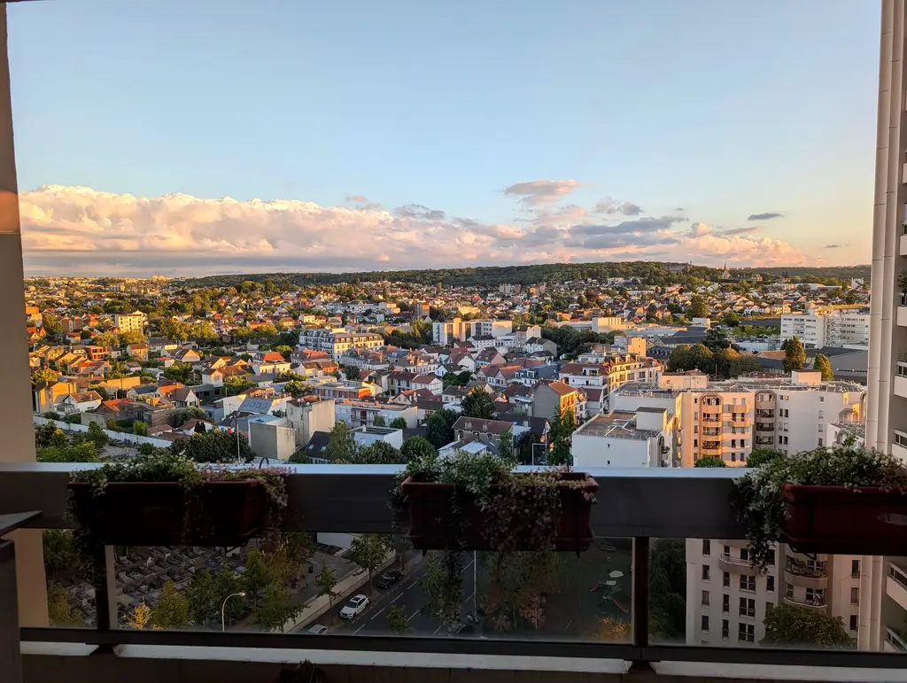 Golden hour depuis le balcon